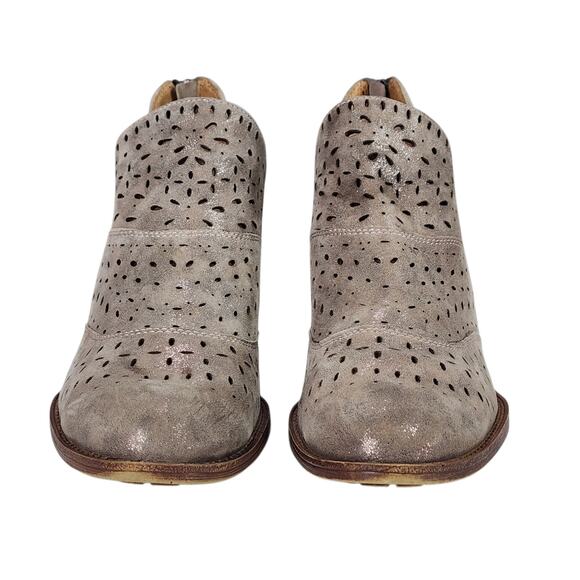Sofft Ankle Boot Booties sz 10M Women Wyoming Taupe Laser Cut Leather 2" Western - Picture 4 of 12